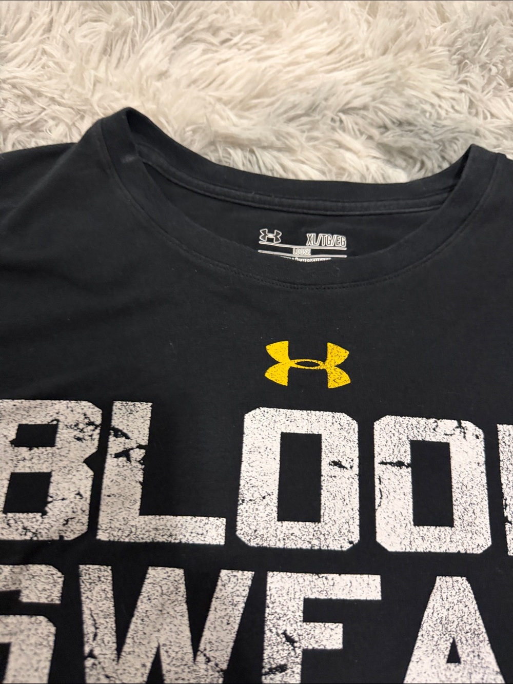 Under Armour Project Rock T-Shirt Men’s XL Black Blood Sweat Respect Tee Shirt - Picture 3 of 4